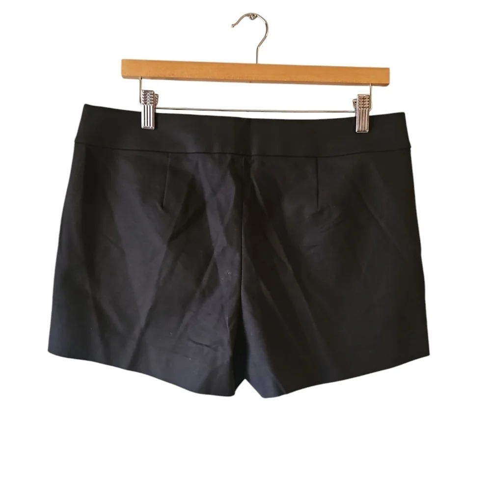 Loft Side Zip Black Sailor Button-Detail Shorts Sz 6 WS12